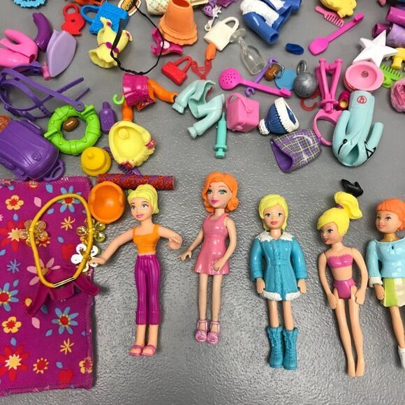10 Polly Pocket Dolls‎ w/ a ton of cloths, accessories and furniture - Picture 4 of 10